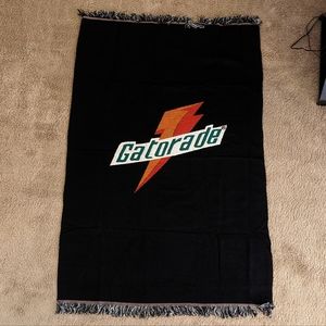 Vintage 40 x 60 Gatorade Black Orange Large Throw Blanket